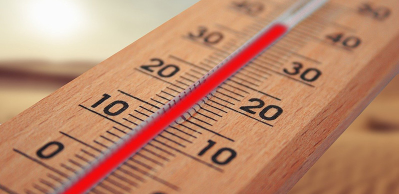 Termometer som visar 35 grader