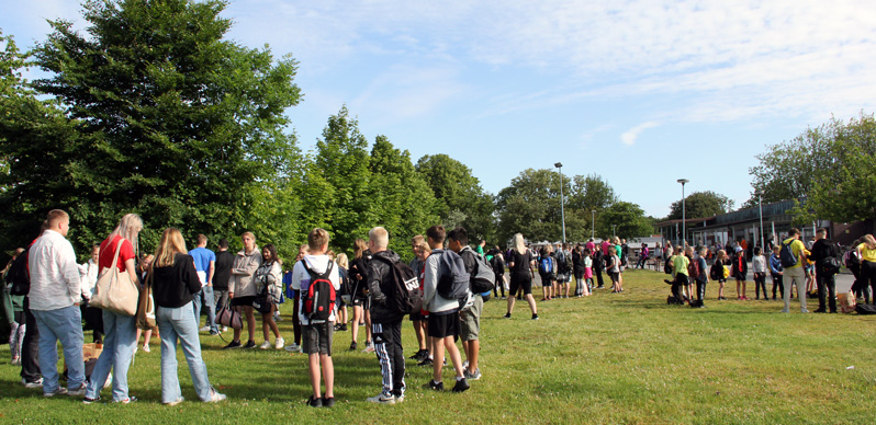 [Arkiverad] Solig start för Bromöllalägret