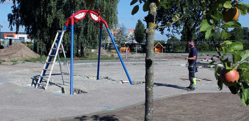 Storlekplatsens attraktioner flyttar in